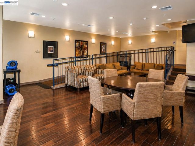 5501 De Marcus Blvd 319, Dublin, CA 94568