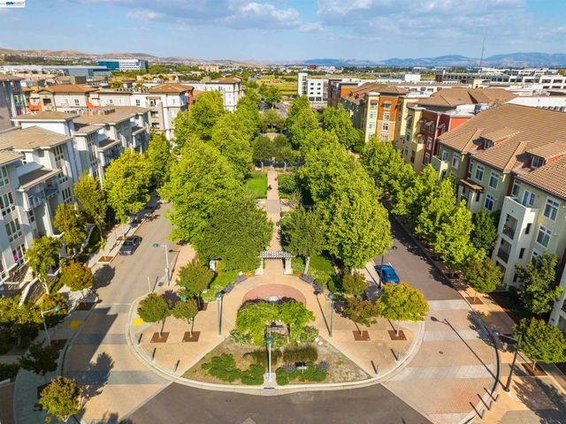 5501 De Marcus Blvd 319, Dublin, CA 94568