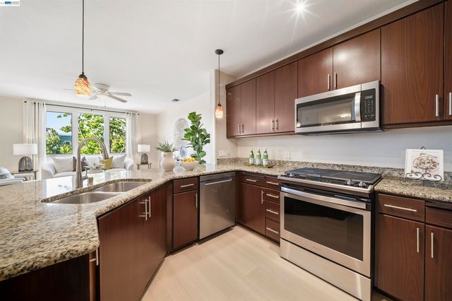 5501 De Marcus Blvd 319, Dublin, CA 94568