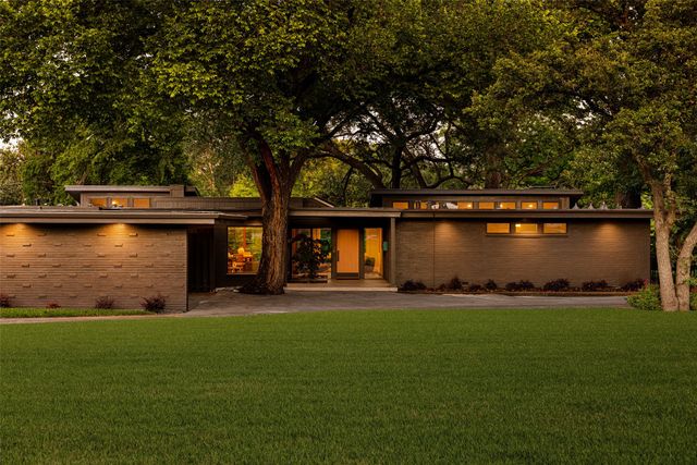 11116 Westmere Circle, Dallas, TX 75230