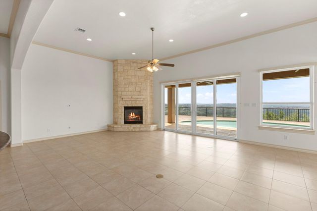 8602 Napa LNDG, Boerne, TX 78015
