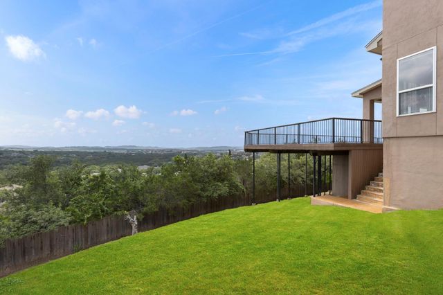 8602 Napa LNDG, Boerne, TX 78015