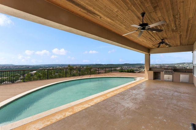 8602 Napa LNDG, Boerne, TX 78015