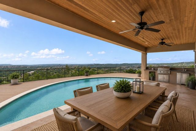 8602 Napa LNDG, Boerne, TX 78015