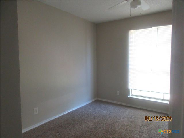 4005 London Lane, Killeen, TX 76543