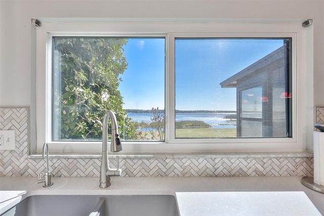 9209 SEMINOLE BOULEVARD 33, Seminole, FL 33772