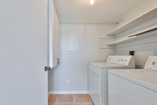 9209 SEMINOLE BOULEVARD 33, Seminole, FL 33772