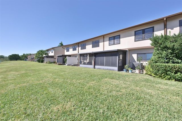 9209 SEMINOLE BOULEVARD 33, Seminole, FL 33772