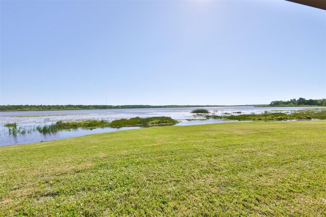 9209 SEMINOLE BOULEVARD 33, Seminole, FL 33772