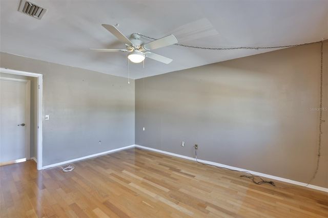 9209 SEMINOLE BOULEVARD 33, Seminole, FL 33772