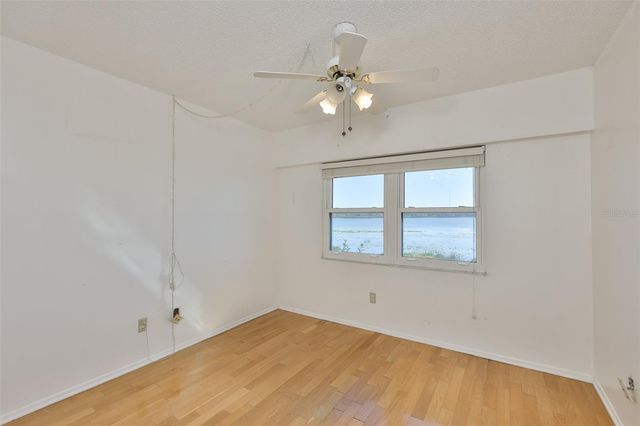 9209 SEMINOLE BOULEVARD 33, Seminole, FL 33772