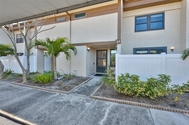 9209 SEMINOLE BOULEVARD 33, Seminole, FL 33772