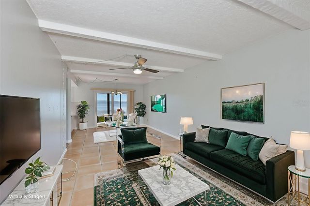 9209 SEMINOLE BOULEVARD 33, Seminole, FL 33772