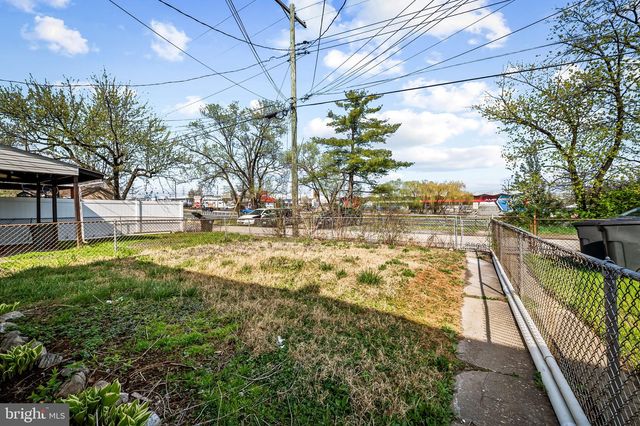 805 MILDRED AVE, Dundalk, MD 21222