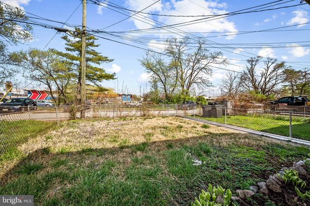 805 MILDRED AVE, Dundalk, MD 21222