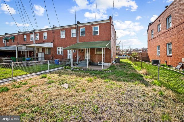 805 MILDRED AVE, Dundalk, MD 21222