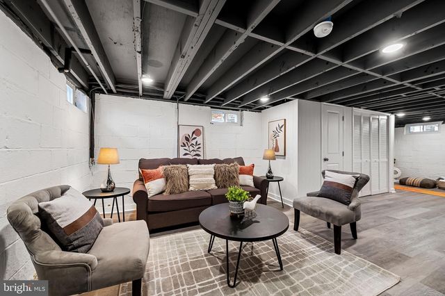 805 MILDRED AVE, Dundalk, MD 21222