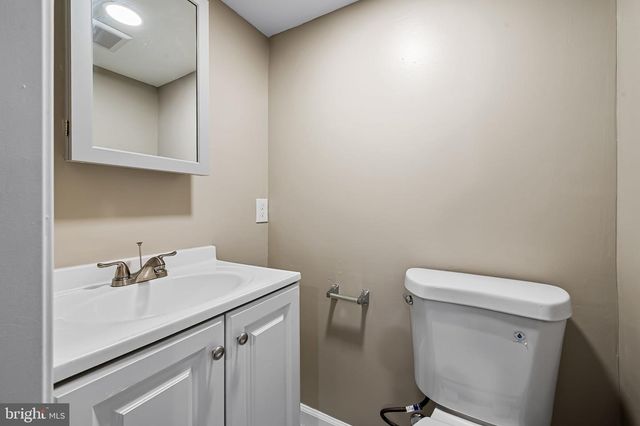 805 MILDRED AVE, Dundalk, MD 21222