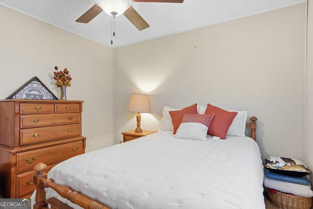 229 Camellia Court, Sparta, GA 31087