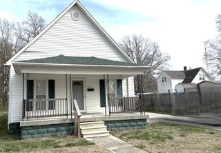 517 College Avenue, Centralia, IL 62801