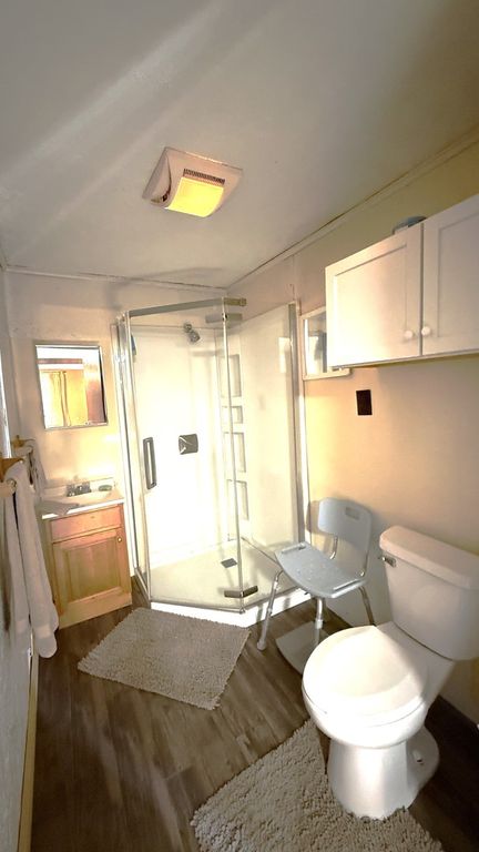 Image 6 of property listing at 517 College Avenue, Centralia, IL 62801