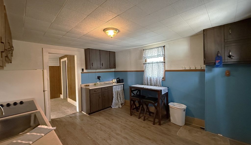 Image 9 of property listing at 517 College Avenue, Centralia, IL 62801