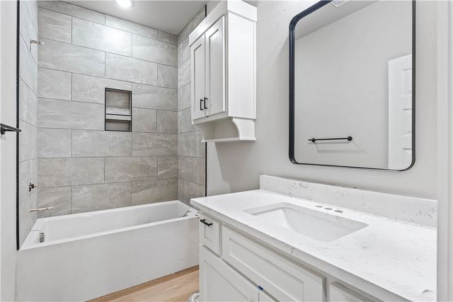 7 Little Drive, Bella Vista, AR 72715