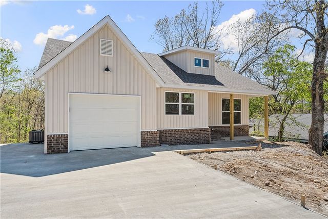 7 Little Drive, Bella Vista, AR 72715