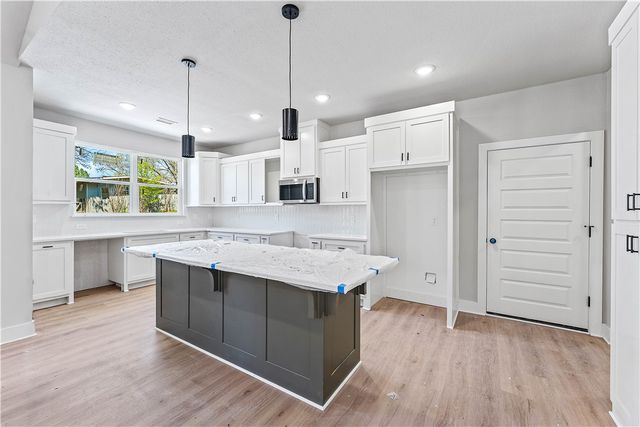 7 Little Drive, Bella Vista, AR 72715