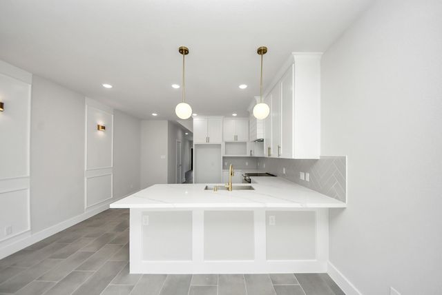 1110 E Main Street, La Porte, TX 77571