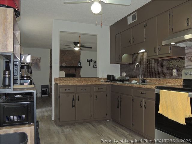 3831 Oak Haven Road, Hope Mills, NC 28348