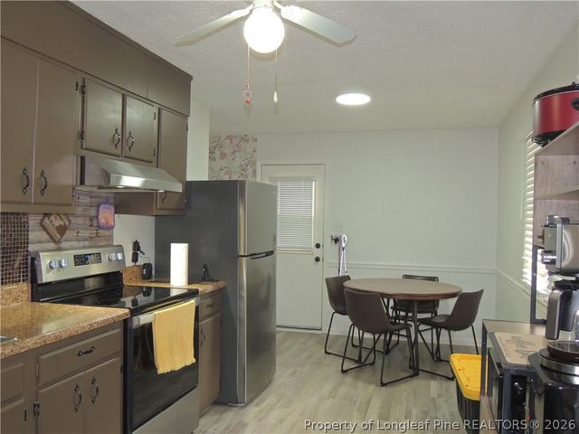 3831 Oak Haven Road, Hope Mills, NC 28348