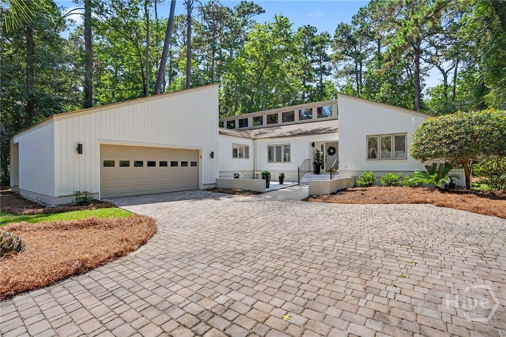 Image 1 of property listing at 115 Wickersham Drive, Savannah, GA 31411
