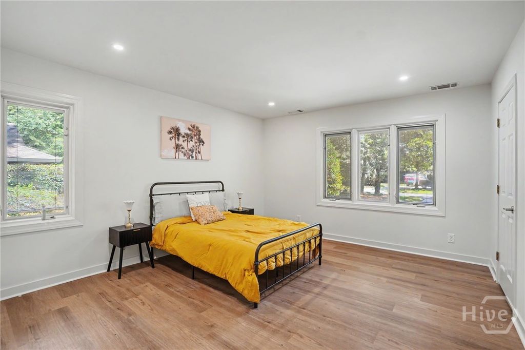 Image 21 of property listing at 115 Wickersham Drive, Savannah, GA 31411