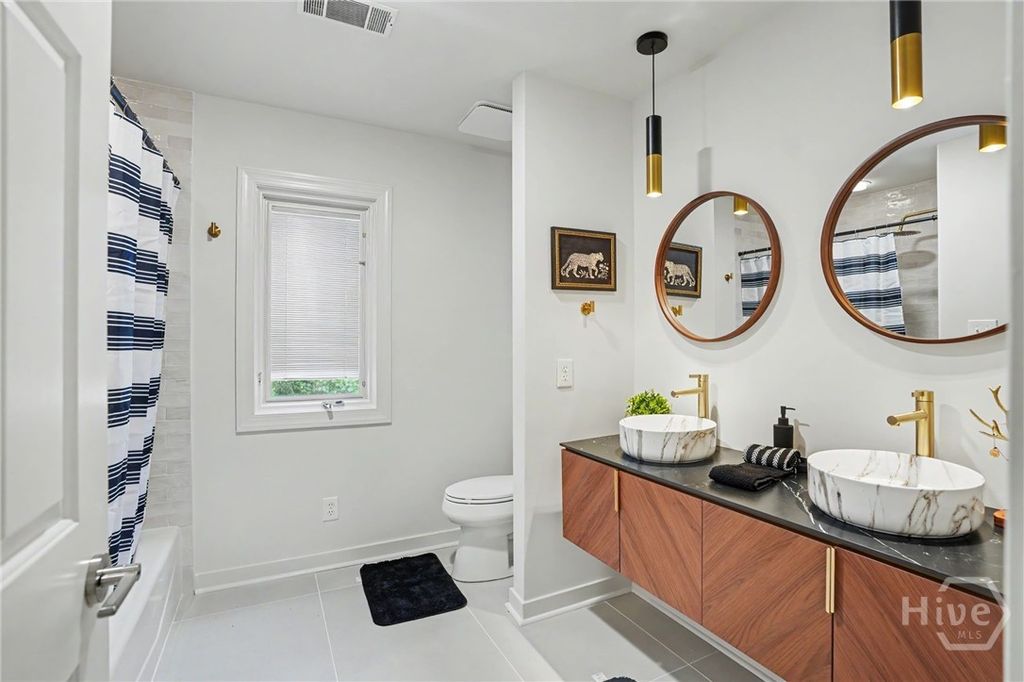 Image 24 of property listing at 115 Wickersham Drive, Savannah, GA 31411