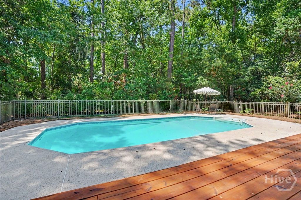 Image 30 of property listing at 115 Wickersham Drive, Savannah, GA 31411