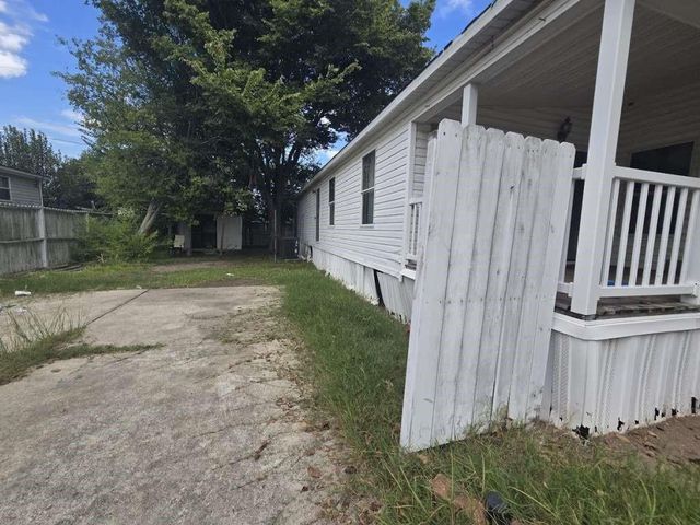 5815 Dylan Drive, Baytown, TX 77521