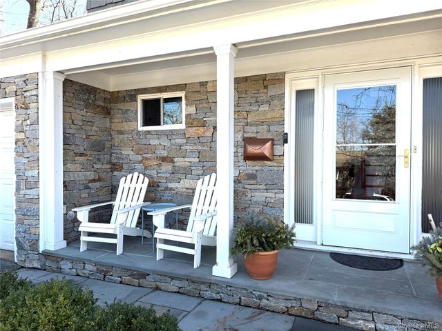 49 Spencer Drive, New Rochelle, NY 10801