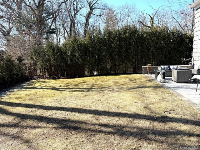 49 Spencer Drive, New Rochelle, NY 10801