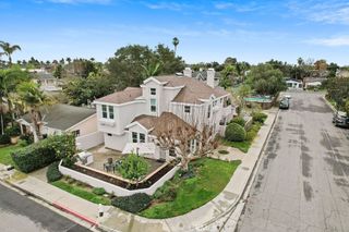 1938 Westminster, Costa Mesa, CA 92627