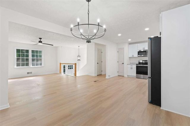 2107 Windsor Drive, Snellville, GA 30078
