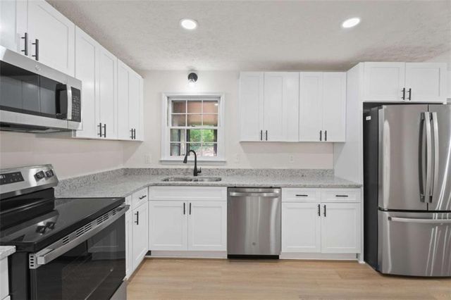 2107 Windsor Drive, Snellville, GA 30078