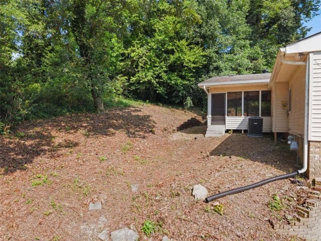 2107 Windsor Drive, Snellville, GA 30078