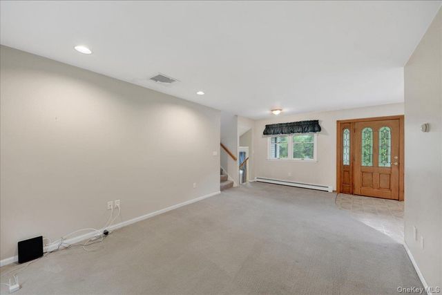 41 Miller Hill Road, Hopewell Junction, NY 12533