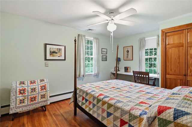 1387 Plainfield Pike Pike, Coventry, RI 02827