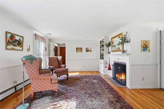 1387 Plainfield Pike Pike, Coventry, RI 02827