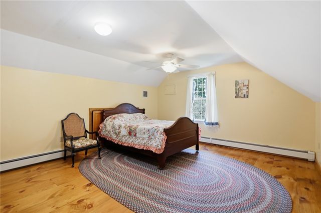 1387 Plainfield Pike Pike, Coventry, RI 02827