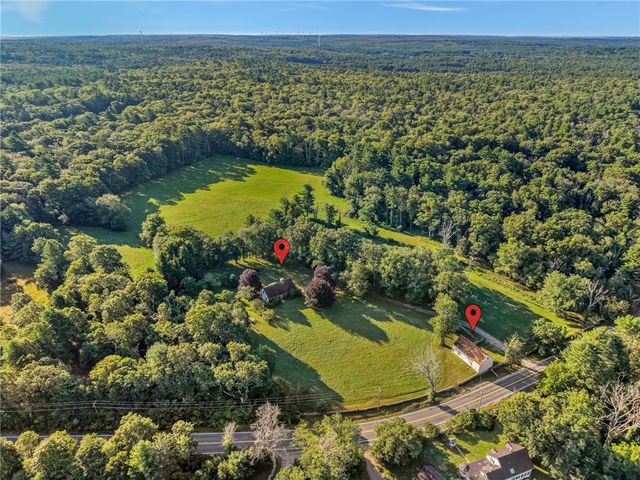 1387 Plainfield Pike Pike, Coventry, RI 02827