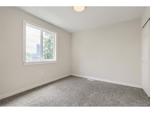4852 S Salida Ct, Aurora, CO 80015