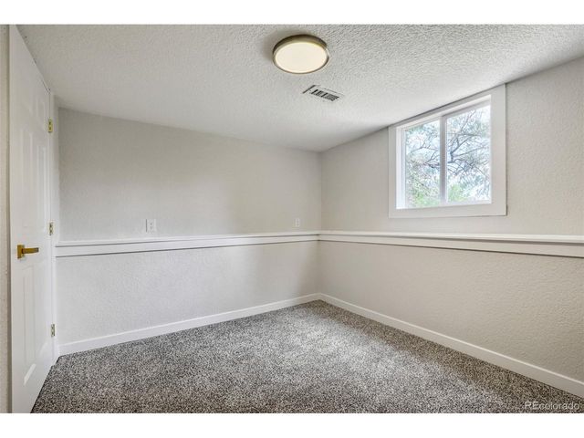 4852 S Salida Ct, Aurora, CO 80015